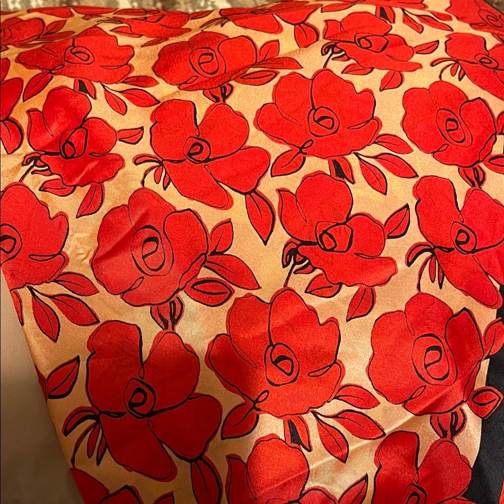 NWT Kate Spade Vibrant Red and Black Floral Scarf 28”+28” aprox - Picture 8 of 8